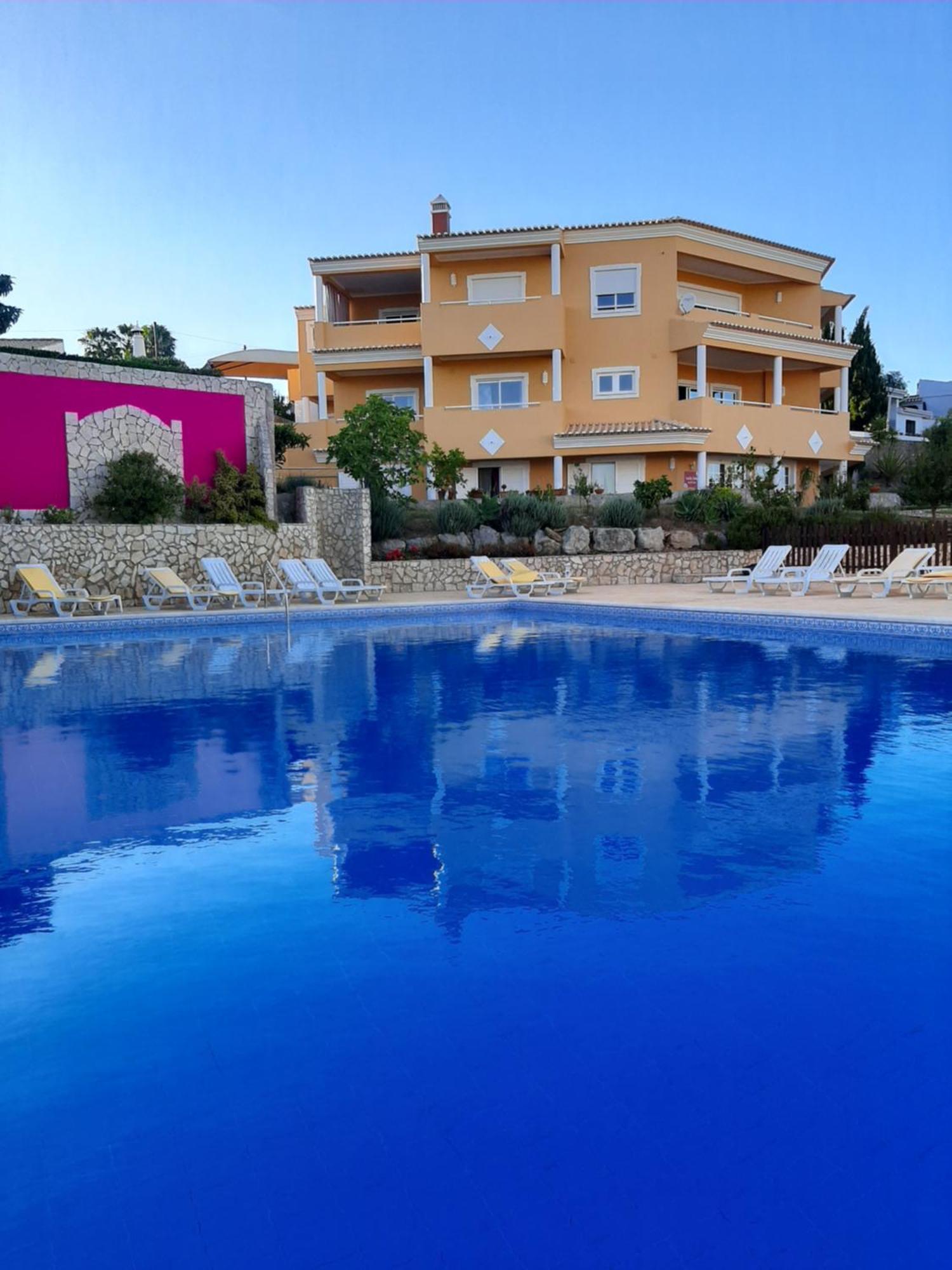 Lucie Lime Guesthouse Luz Exteriér fotografie