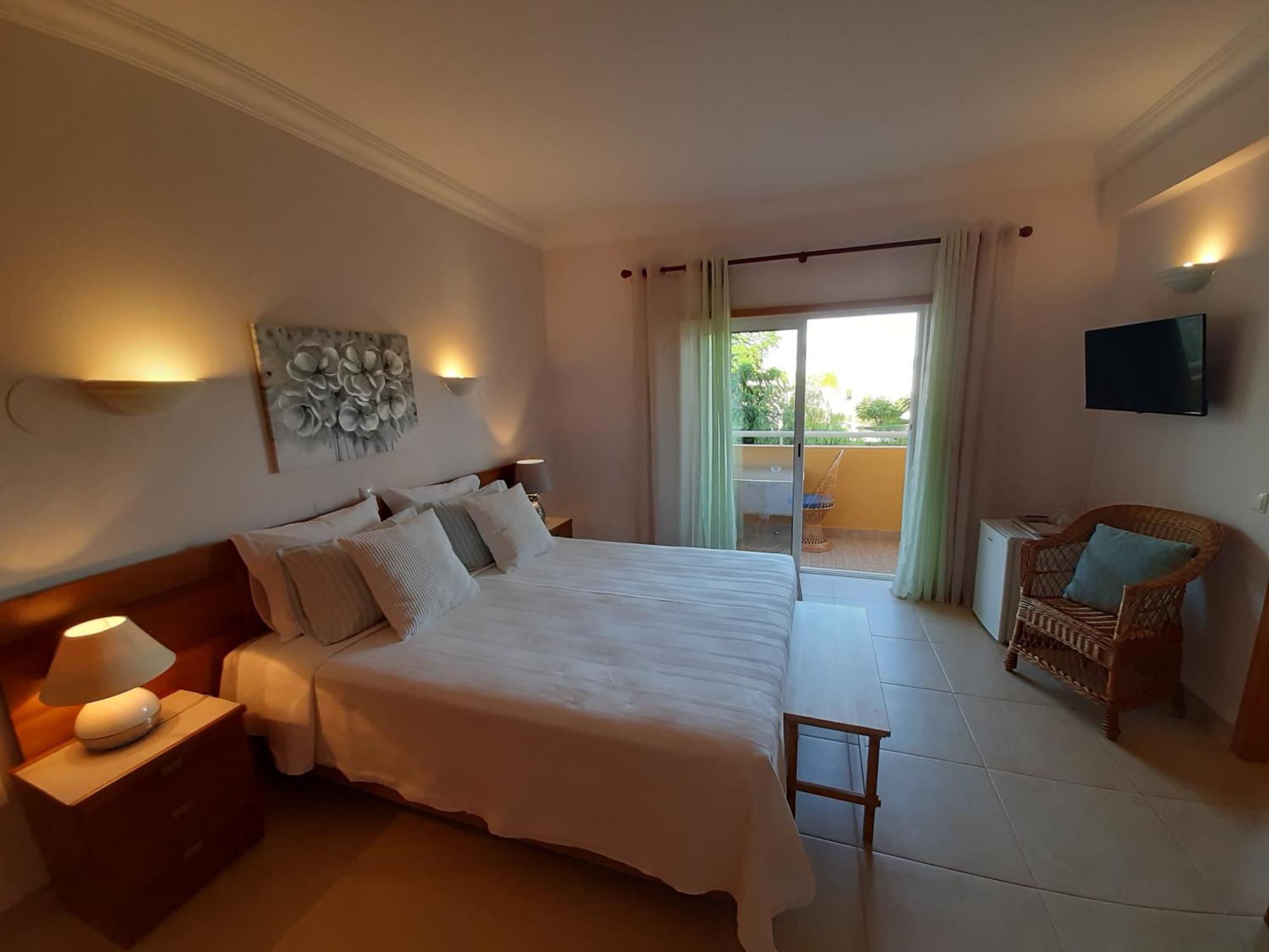 Lucie Lime Guesthouse Luz Exteriér fotografie